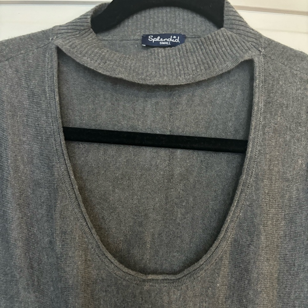 Splendid Sweater - Picture 6 of 6